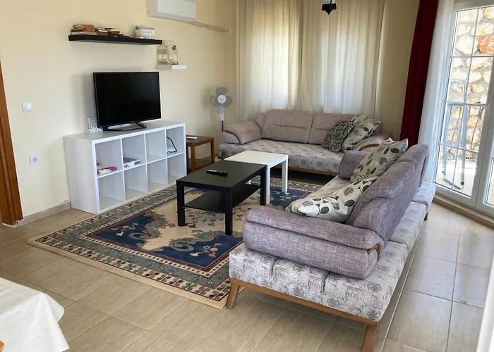 Guezey 3+1 Doga Ve Deniz Manzarali Kas