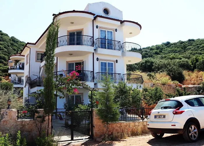Apartamento Guezey 3+1 Doga Ve Deniz Manzarali