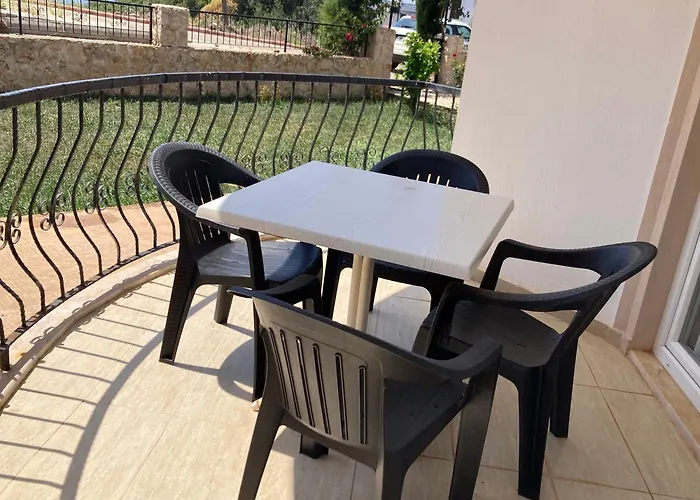Apartamento Guezey 3+1 Doga Ve Deniz Manzarali