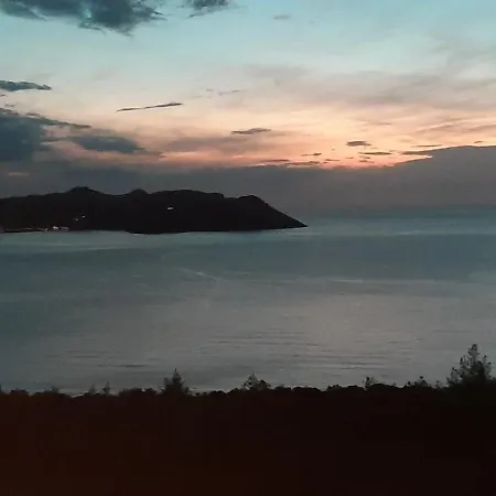 Appartement Guezey 3+1 Doga Ve Deniz Manzarali Kaş